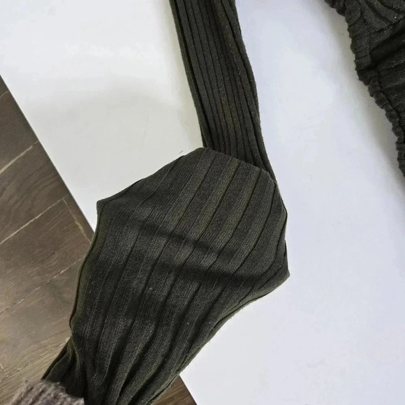 Vine and Valley Bodycon sweater dress olive green stretch fit size M - Picture 2 of 6